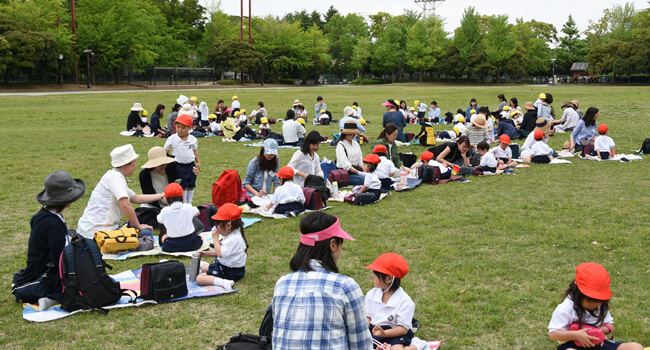 5月 春の園外保育 写真01